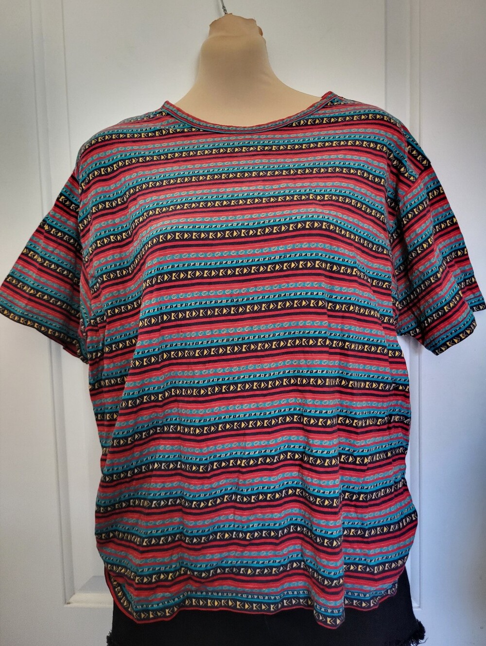 Lizport Striped T-shirt